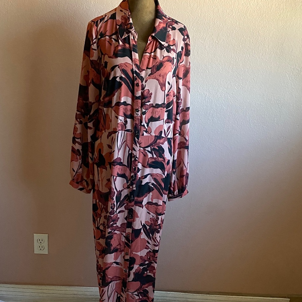 SOFT SURROUNDING Floral Pink and Black Long Shirtdress - Picture 1 of 11